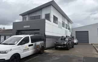 Superior space on popular White Street