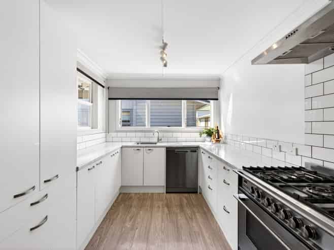 606B Charles Street, Saint Leonards