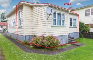 2/1125 New North Road, Mount Albert