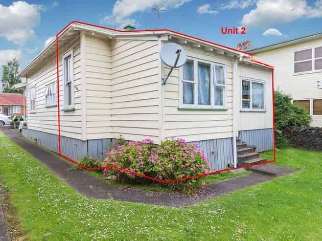 2/1125 New North Road, Mount Albert