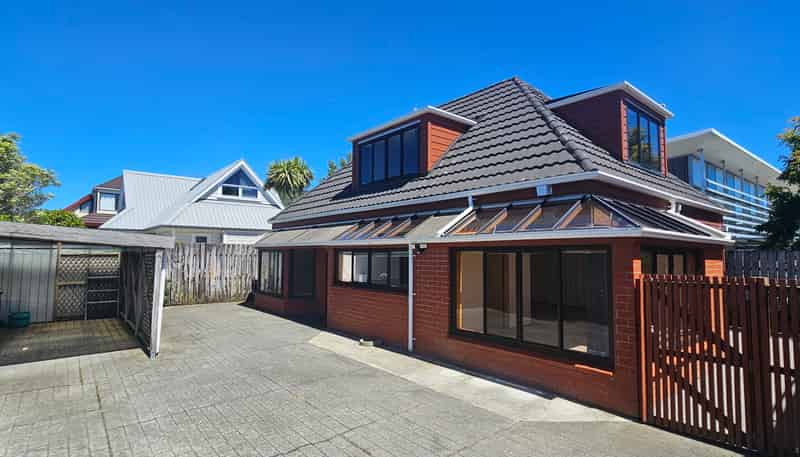8a Campbell Street, Karori