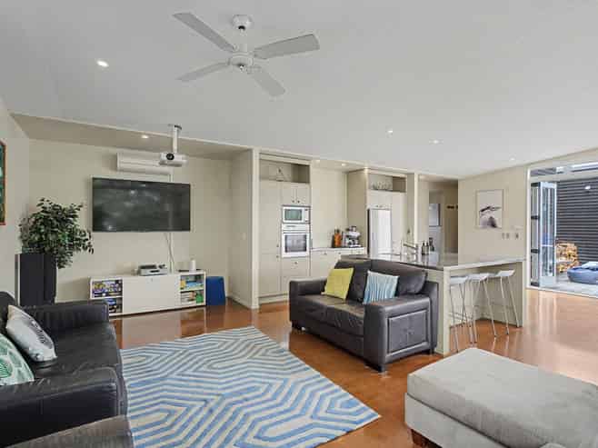 3 Ajax Head, Pauanui