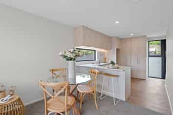 1/134 Barrington Street, Somerfield