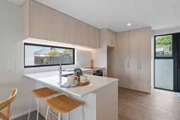 1/134 Barrington Street, Somerfield