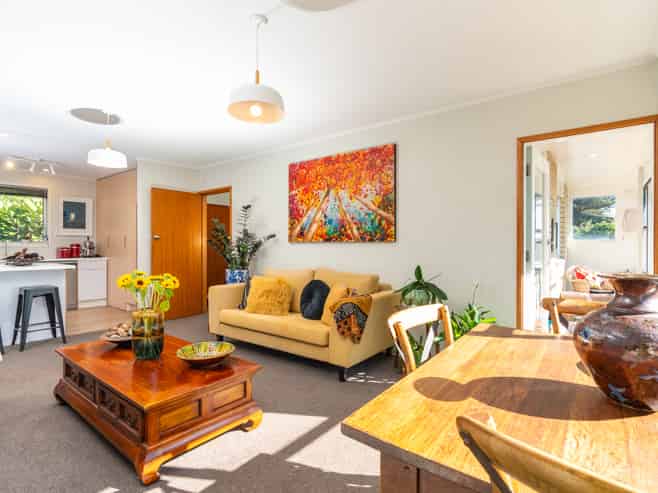 5/27 Beach Road, Paekakariki