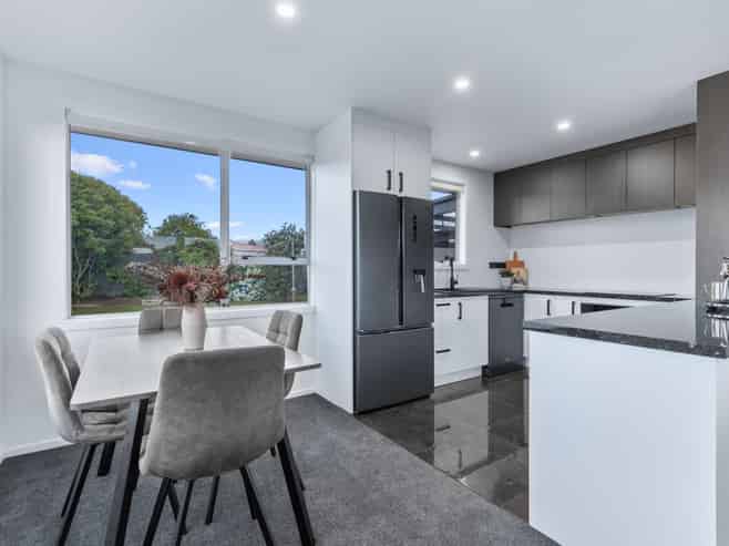 25 Solway Street, Levin