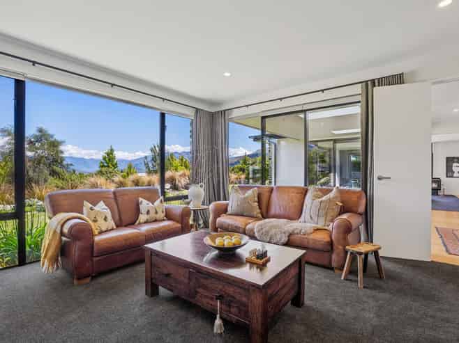 5 Clearview Street, Wanaka