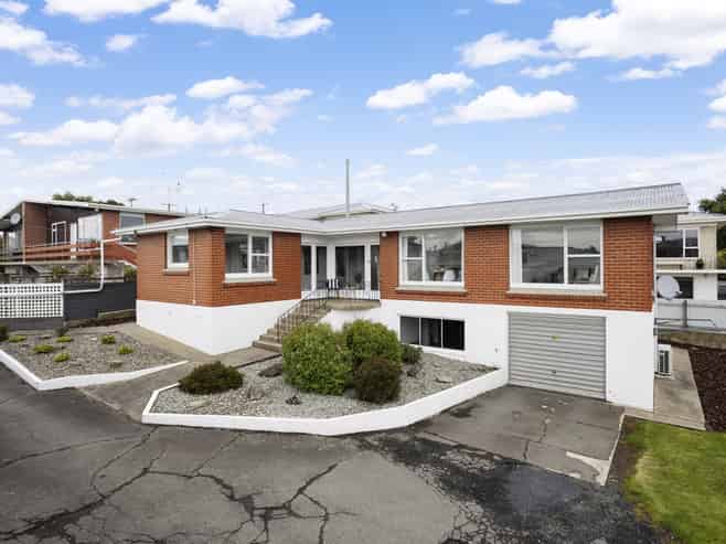 146 Elgin Road, Kenmure