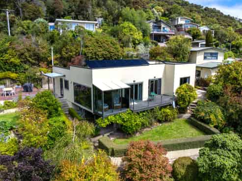 29 Thornicroft Road, Waitati