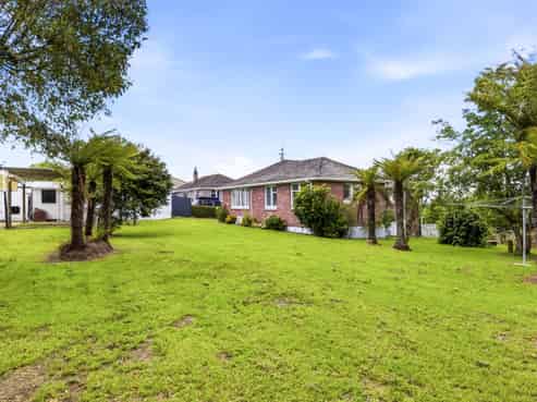 5 Rangiora Crescent, Wairakei and Surrounds