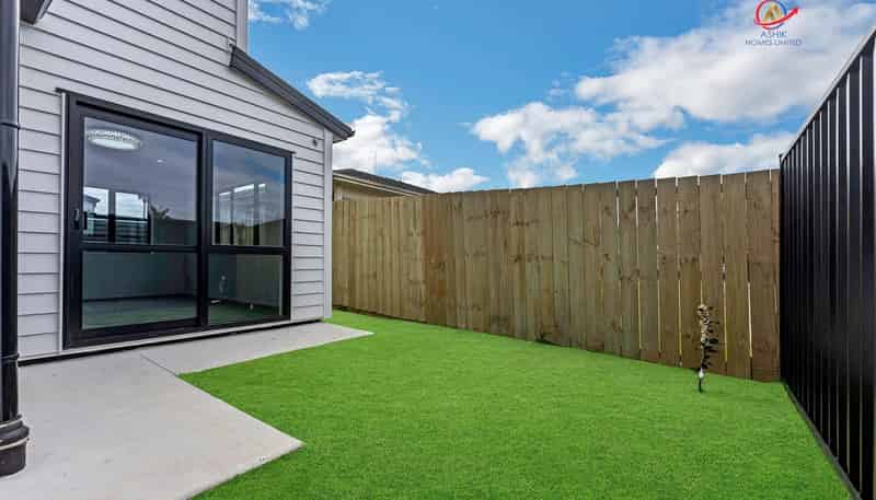 10B Kivell Close, Mangere East