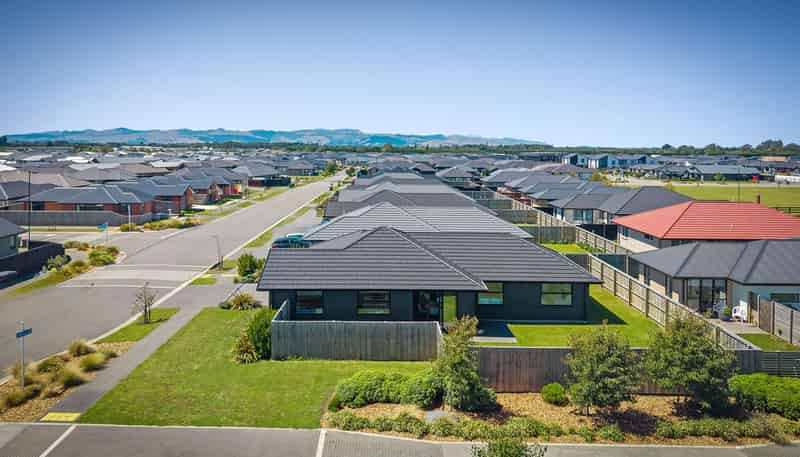 8 Snell Road, Rolleston