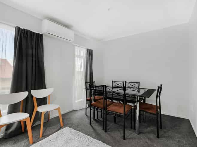 6/17 Wellington Street, Hamilton East