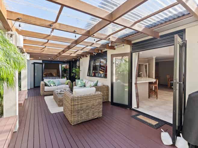 5 Quadrant Heights, Paraparaumu