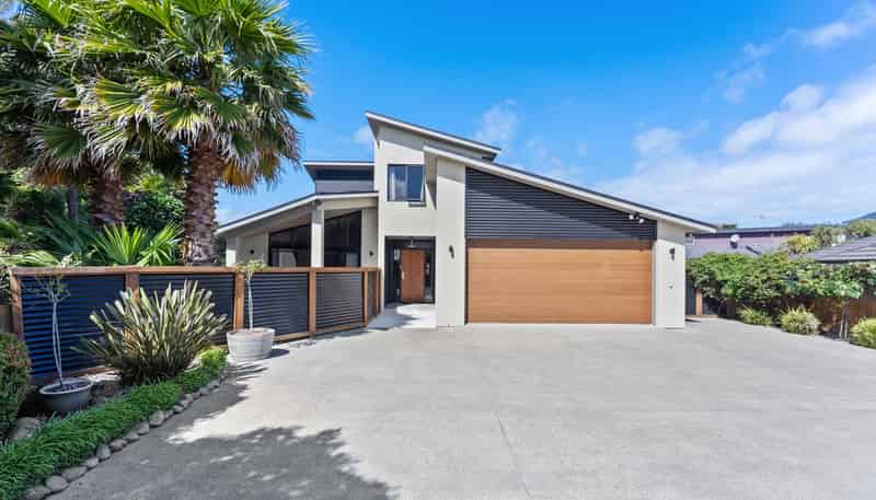 5 Quadrant Heights, Paraparaumu