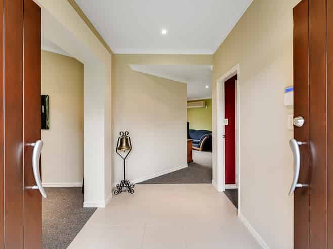 4 Iain Court, Rototuna