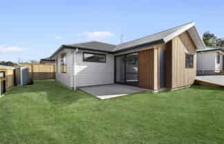 2/55 Mahoe Street, Melville