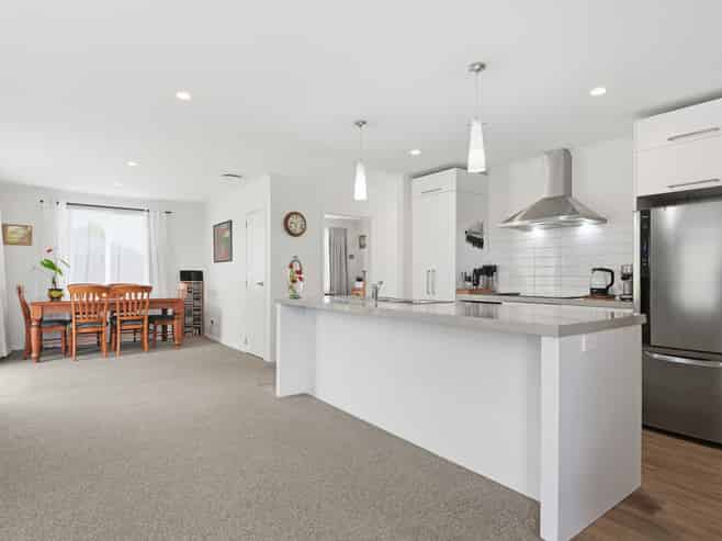 17/162 Waihi Road, Judea