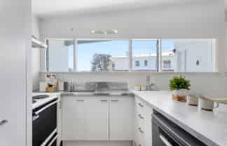 38B Simkin Ave, Saint Johns