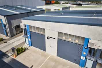 Unique Showroom/Office Offering