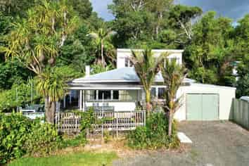 229 Hokianga Harbour Drive, Omapere