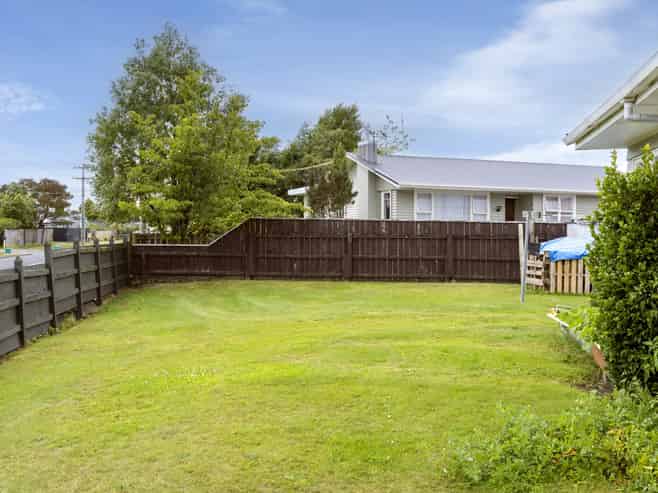 2 Tamatea Road, Taupo