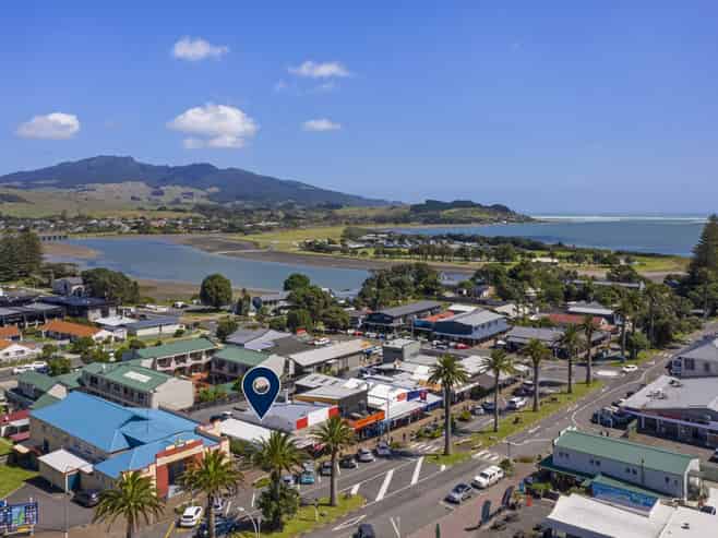 Raglan investment with diversified income