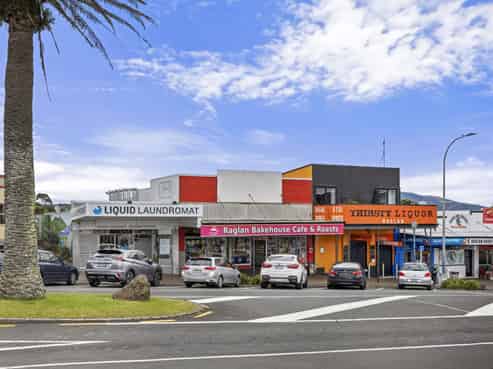 Raglan investment with diversified income