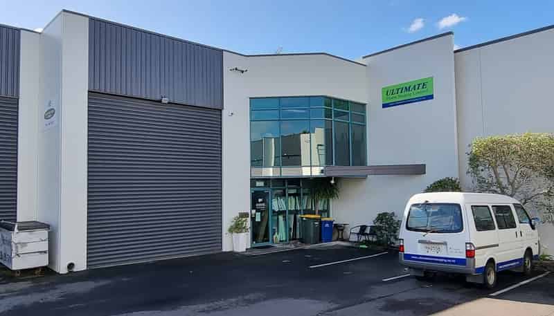 9c Airborne Road, Albany