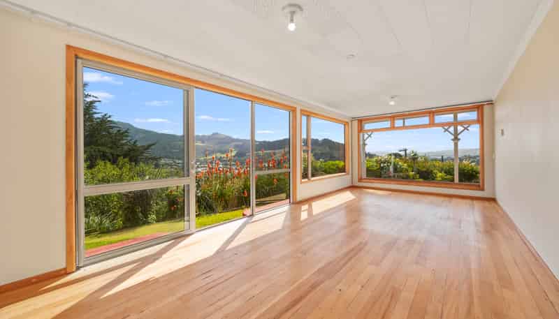 16 Brick Hill Road, Sawyers Bay