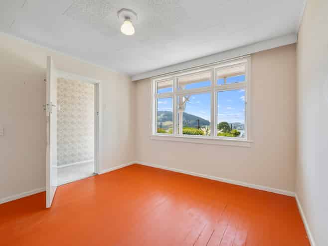 16 Brick Hill Road, Sawyers Bay