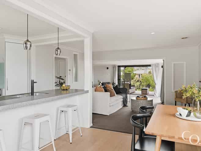 13 Bristol Avenue, Brookfield