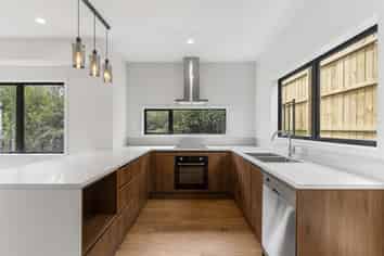 21 Timo Way, Flat Bush