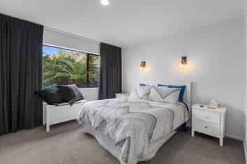 74B Grand Vue Road, Kawaha Point