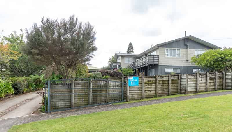 80 McKay Drive, Temple View