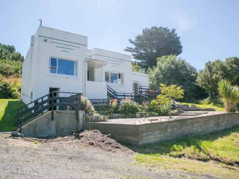 69 Onslow Street, Bluff