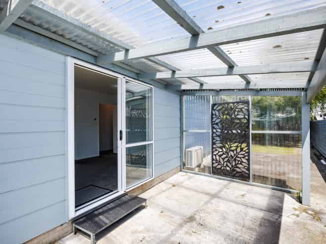 4 Coromandel Court, Roslyn