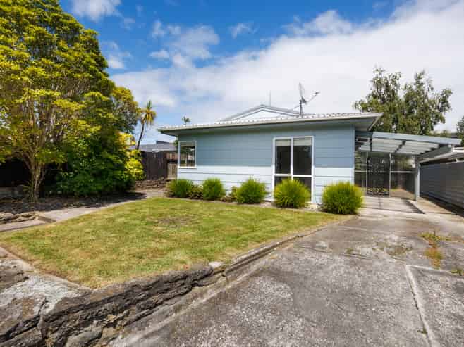 4 Coromandel Court, Roslyn