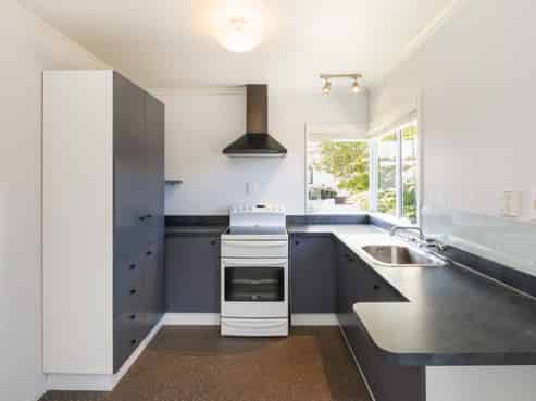 4 Coromandel Court, Roslyn