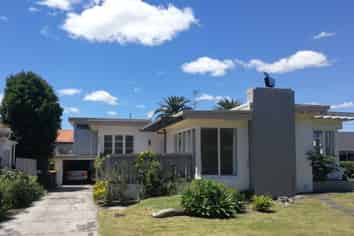 29 Tamaki Bay Drive, Pakuranga