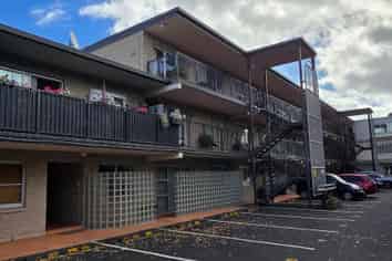 7/43 Woodward Rd, Mount Albert