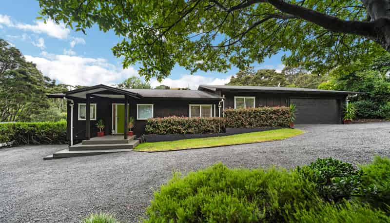 216 Ness Valley Road, Clevedon