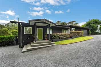 216 Ness Valley Road, Clevedon