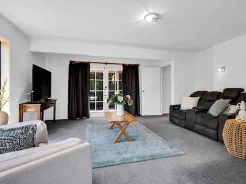 9 Ruskin Place, Westown