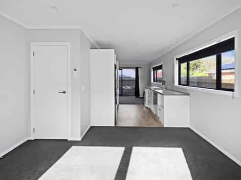 B/130 Wellington Road, Wainuiomata