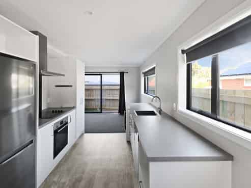 B/130 Wellington Road, Wainuiomata