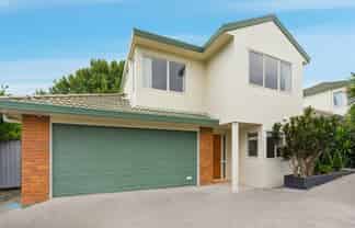 10C Cambourne Road, Papatoetoe
