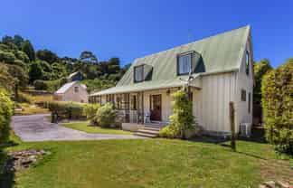 26 Woodills Road, Akaroa