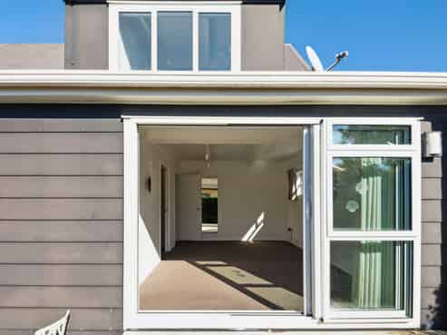 161 Karewa Parade, Papamoa