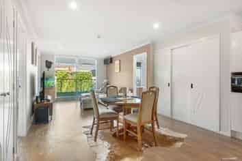 105/19 Bute Road, Browns Bay